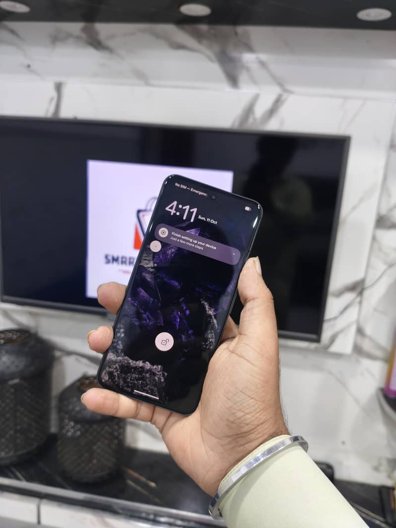 Google Pixel 8 3