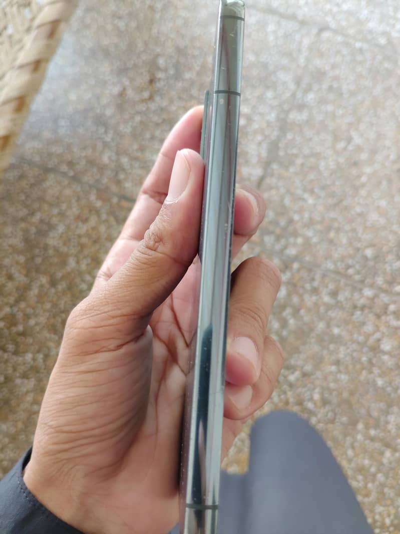 Samsung s22 plus 1