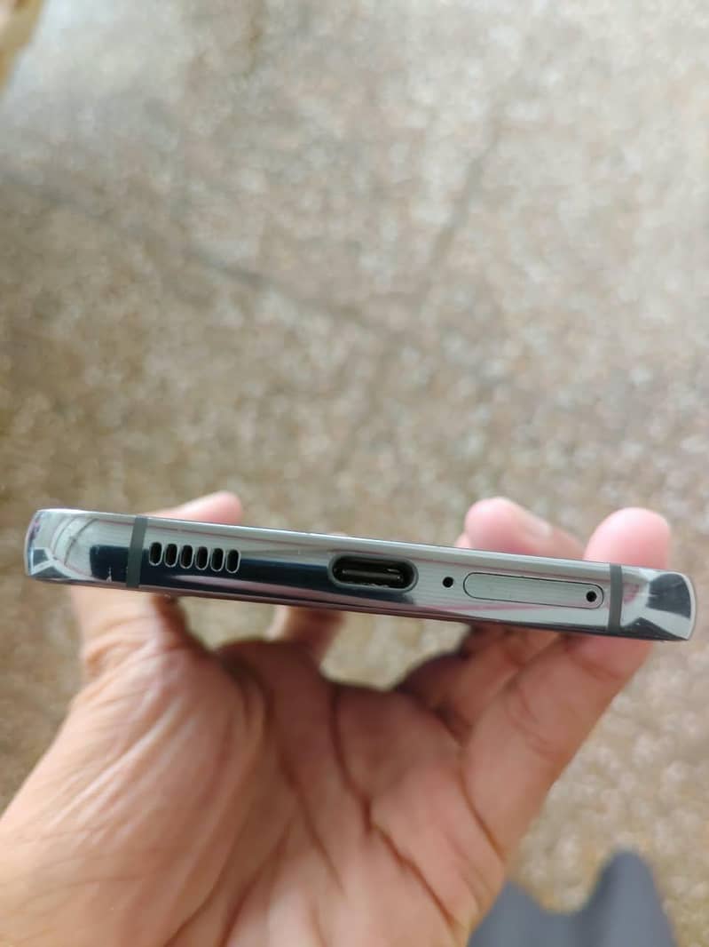 Samsung s22 plus 2