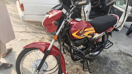 Honda Pridor 2025 Model Red | Islamabad Registered | 8000 KM