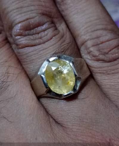 Ceylon Pukhraj yellow sapphire Ring  with GGI Certificate