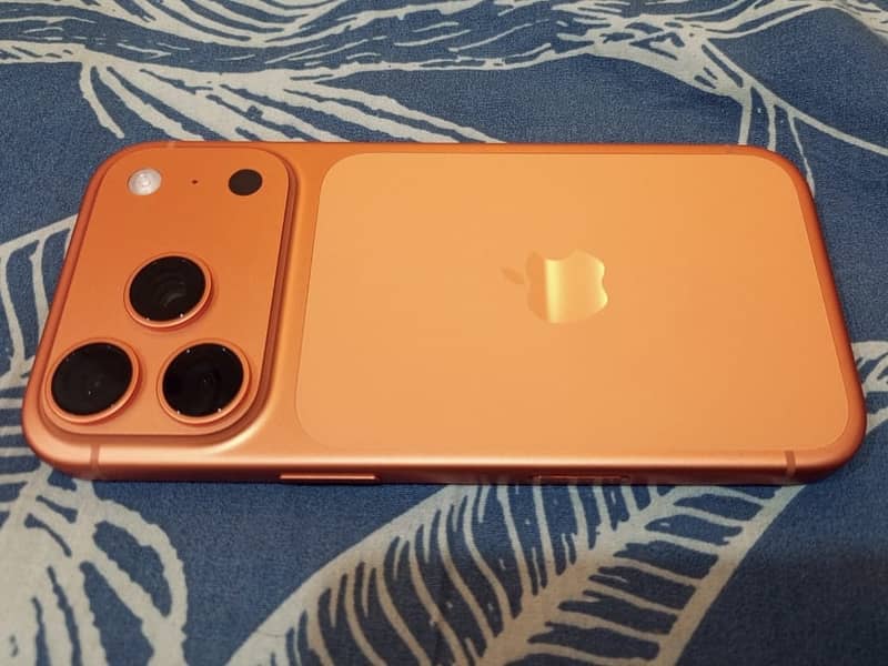 Apple iPhone 17 Pro 1
