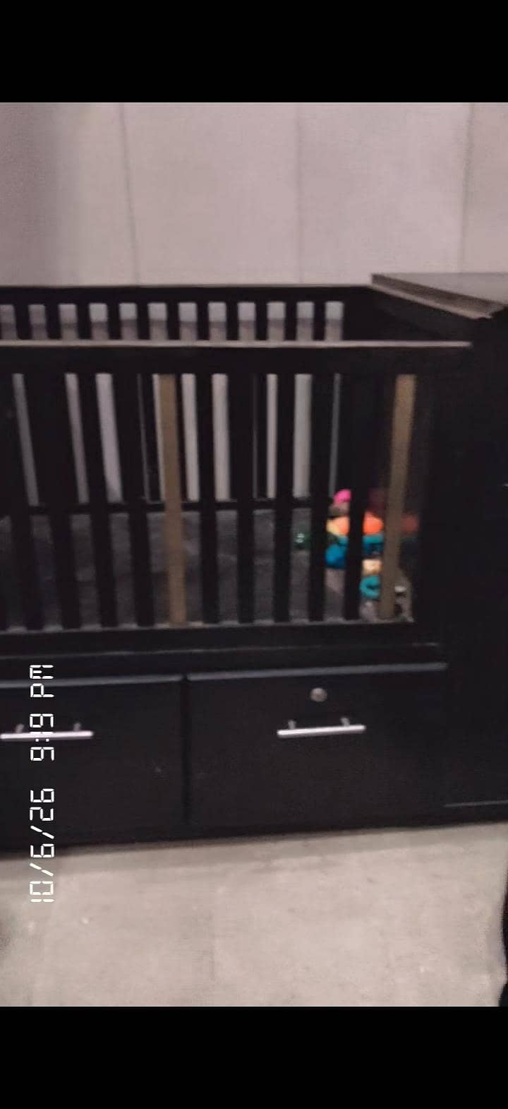 Baby cot 1