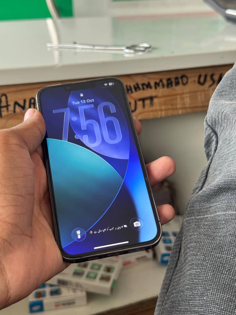 Apple iPhone 13 Pro 2