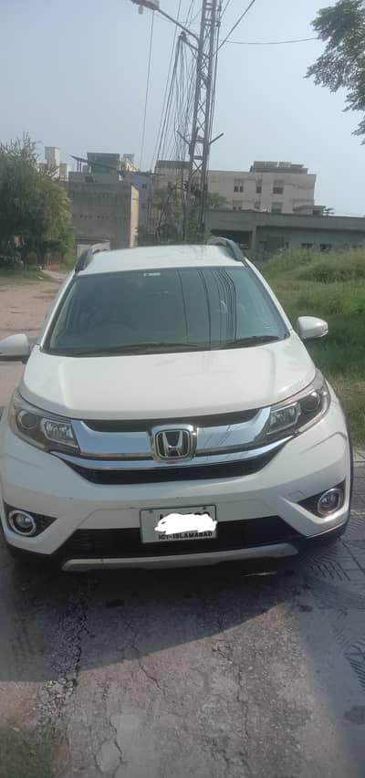  For Sale: Immaculate, Banker-Driven Honda BR-V i-VTEC S (2018) 