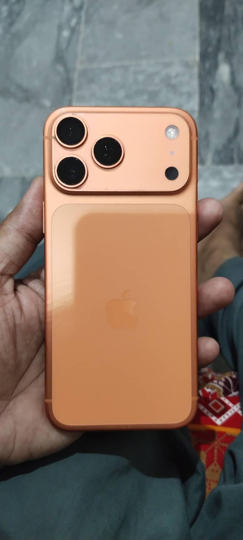 Iphone 17 pro max 0