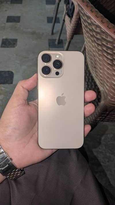 Apple iPhone 16 Pro Max