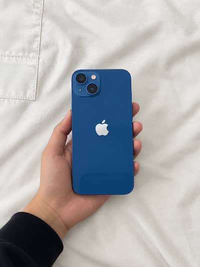 Apple iPhone 13