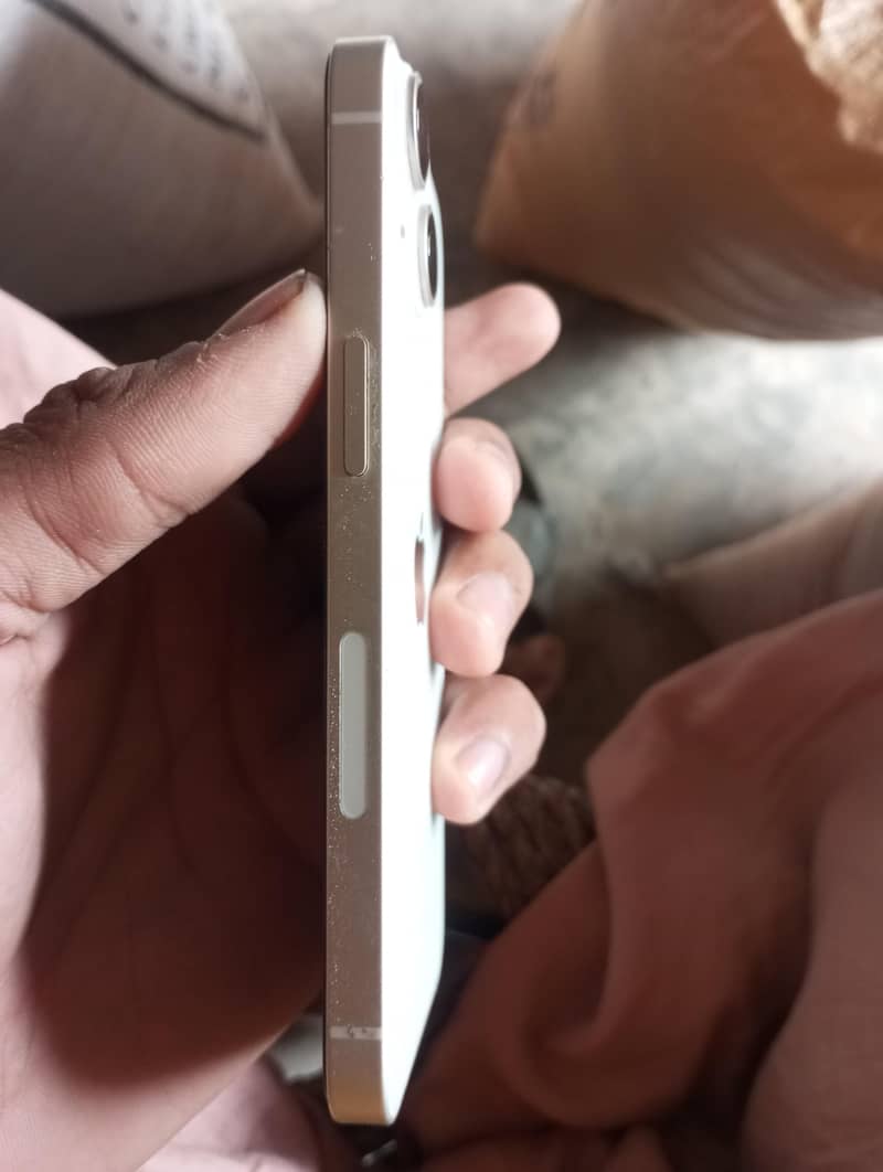 Apple iPhone 14 1