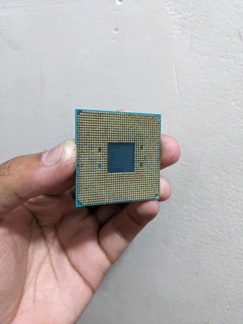 Ryzen 2200g Processor only 1