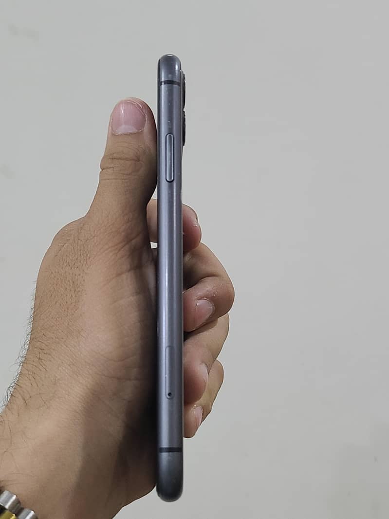 Apple iPhone 11 2