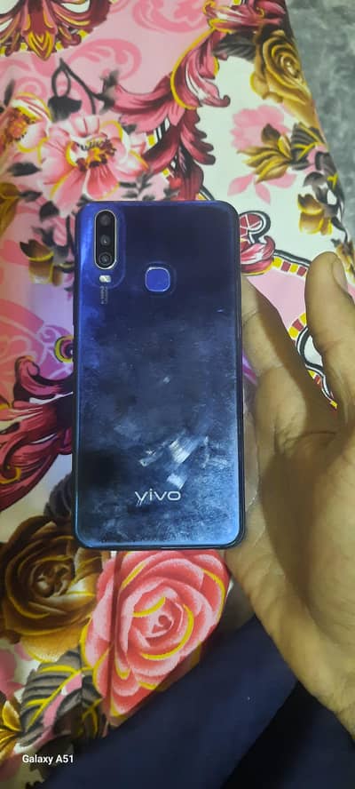 Vivo Y15