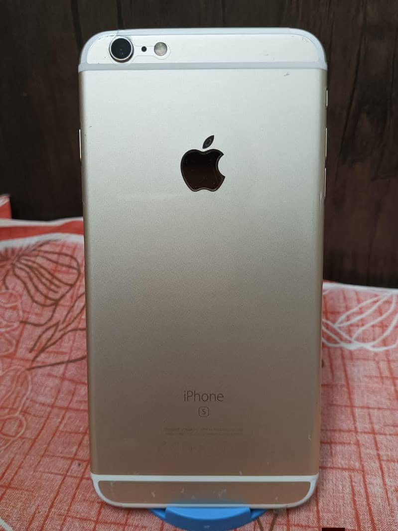 Apple iPhone 6 Plus 1