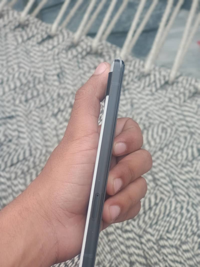 Google Pixel 6a 3