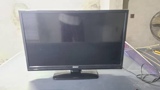 Orient LED 32" (2 lines)