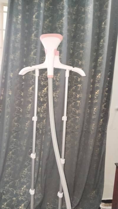 Philips 1000 Series Steam Iron – Available for Sale