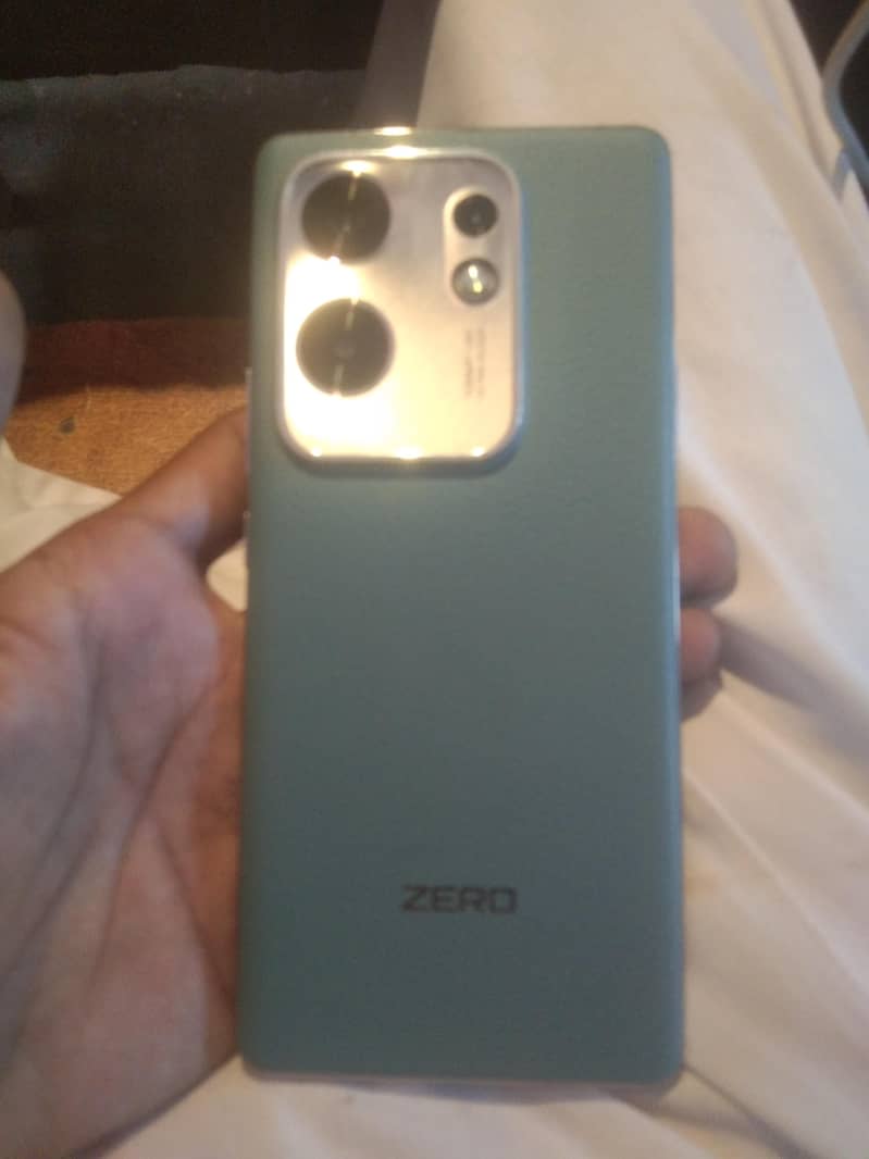 Infinix Zero 30 0