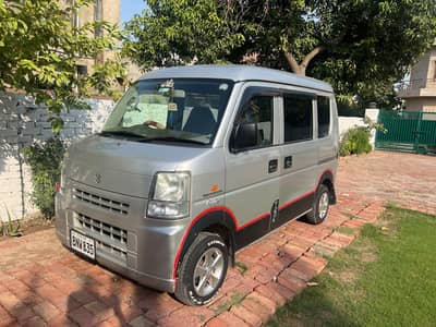 Suzuki Every 2012