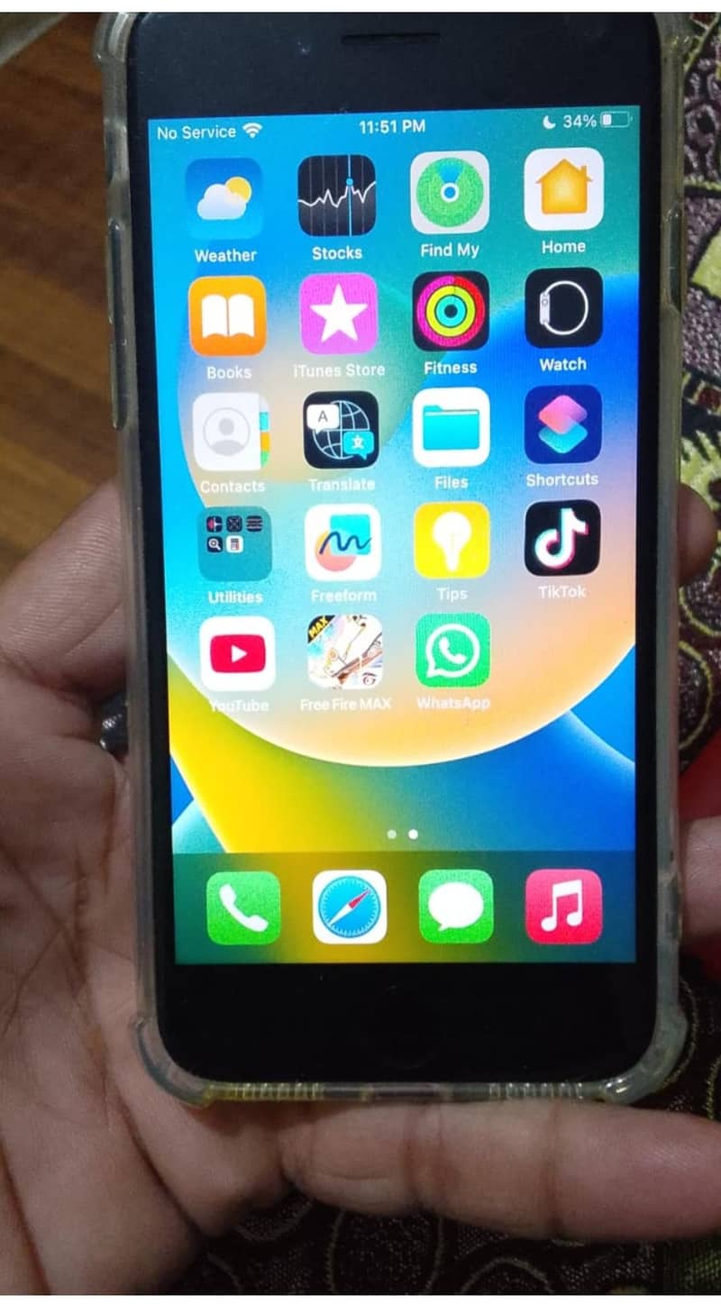 Apple iPhone 8 0