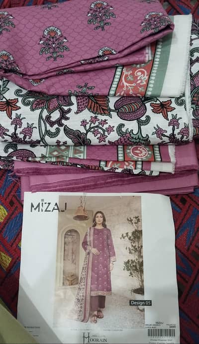 Mizaj by Hoorain Printed 3-Piece Khaddar Suit - Design 05
