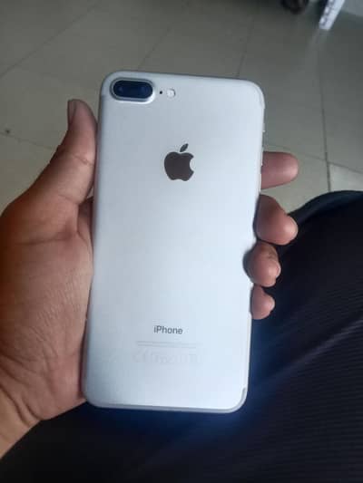 Apple iPhone 7 Plus NEAT AND CLEAN CONDITION .
