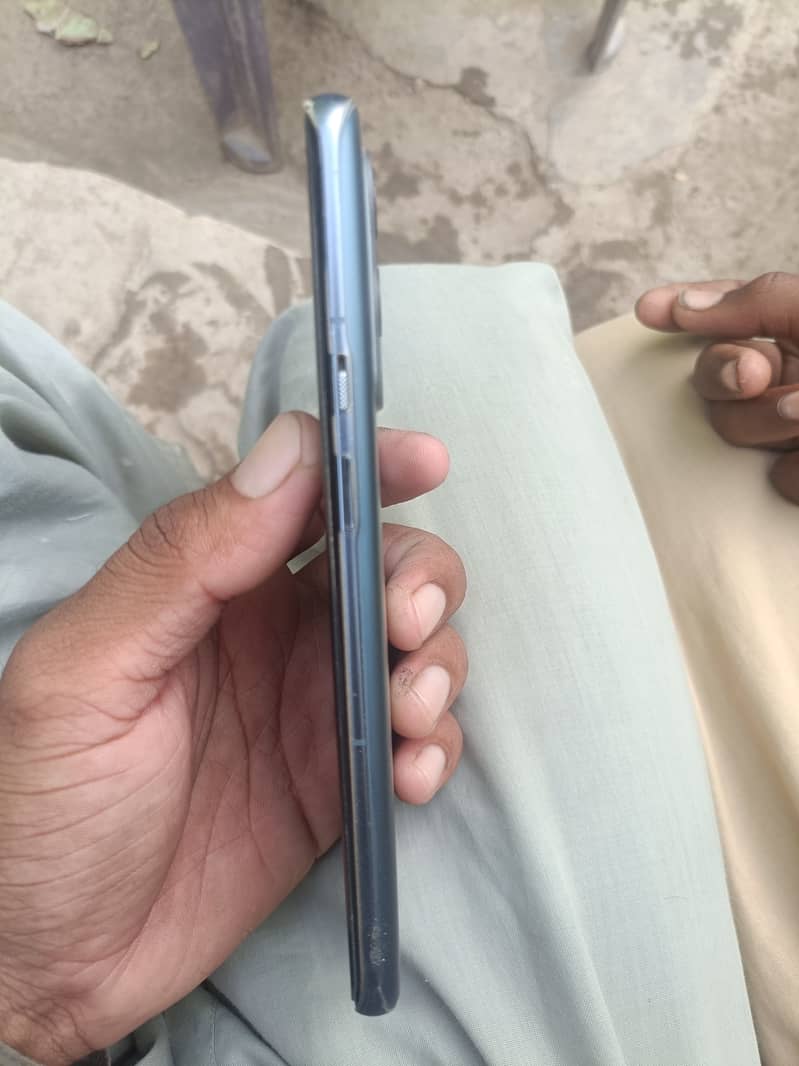 One Plus 9 Pro 3