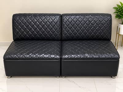 2x Black Leather Single-Seater Sofas (Modular / Joint)