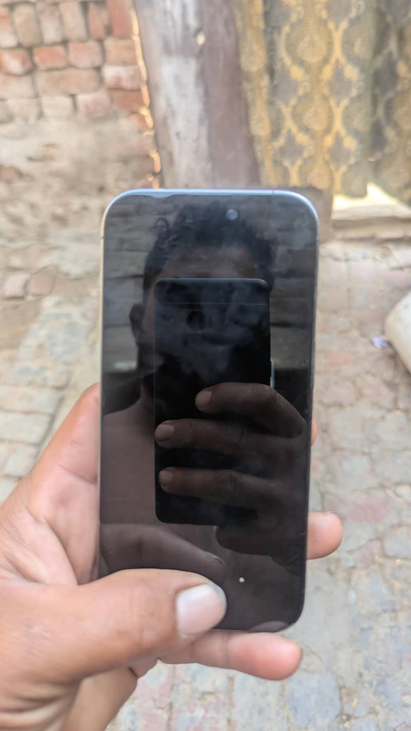 Apple iPhone 14 Pro 1