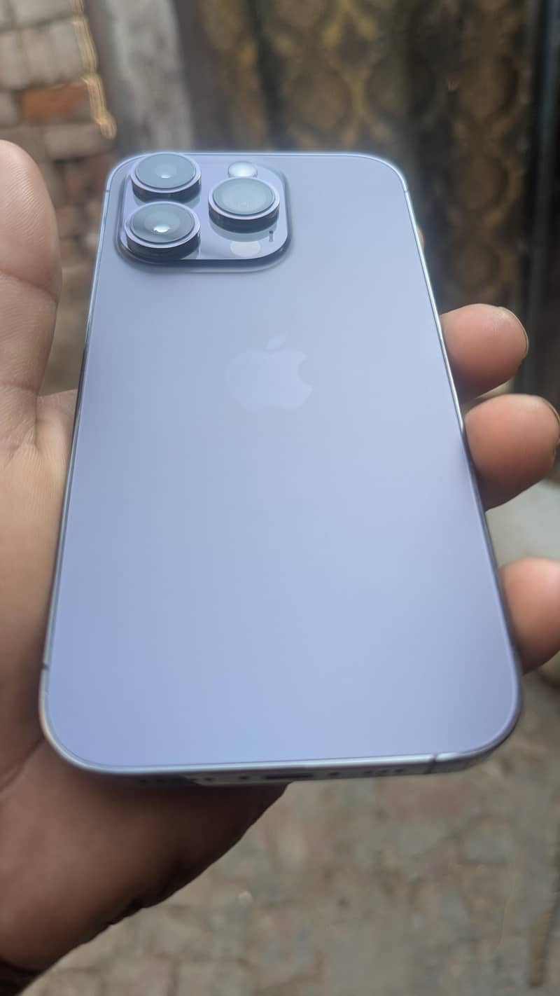 Apple iPhone 14 Pro 3