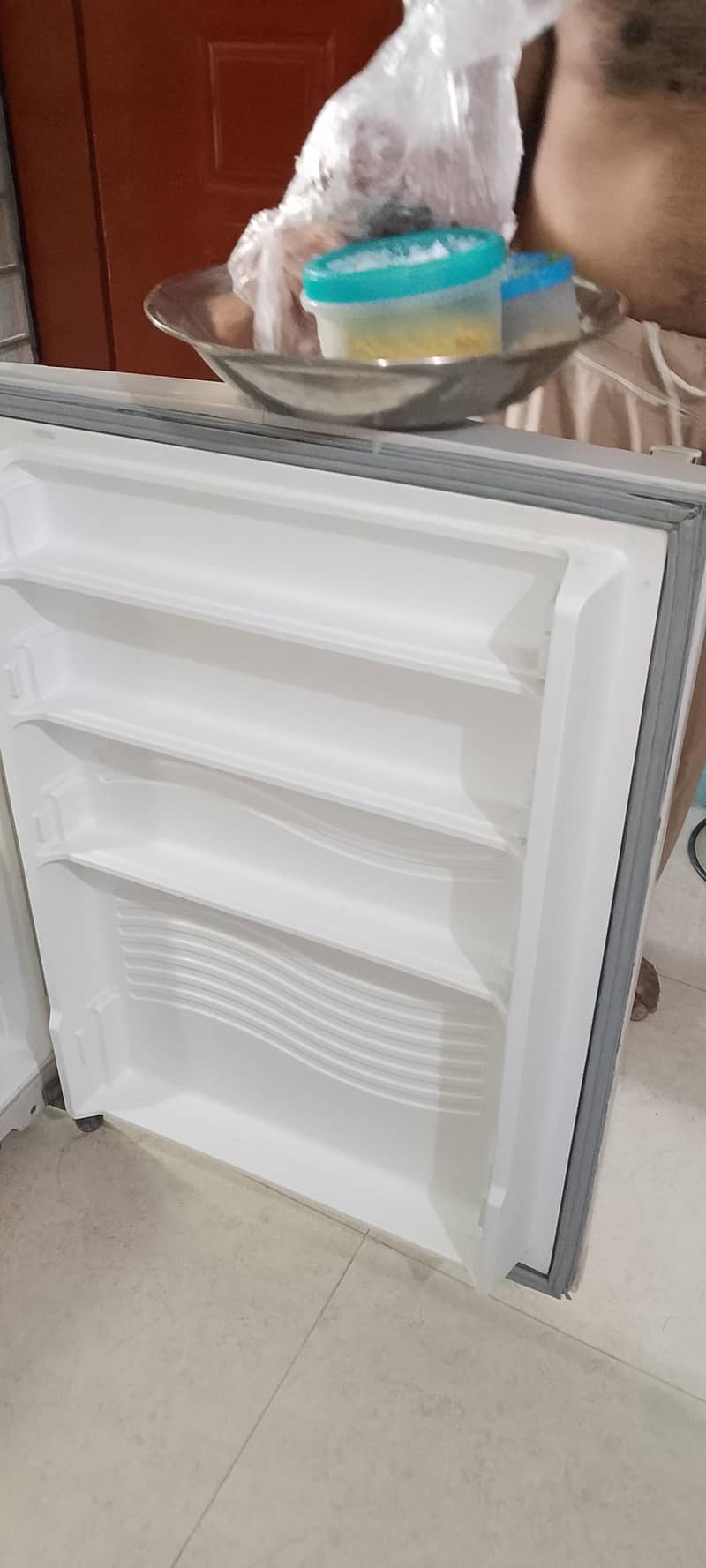 refrigerator 4