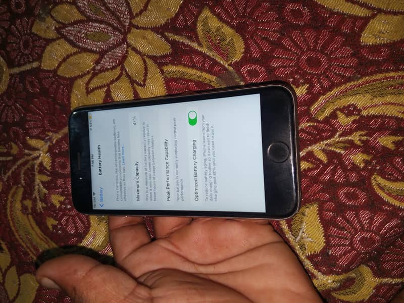 Apple iPhone 6S 4