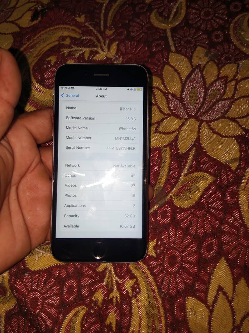 Apple iPhone 6S 5