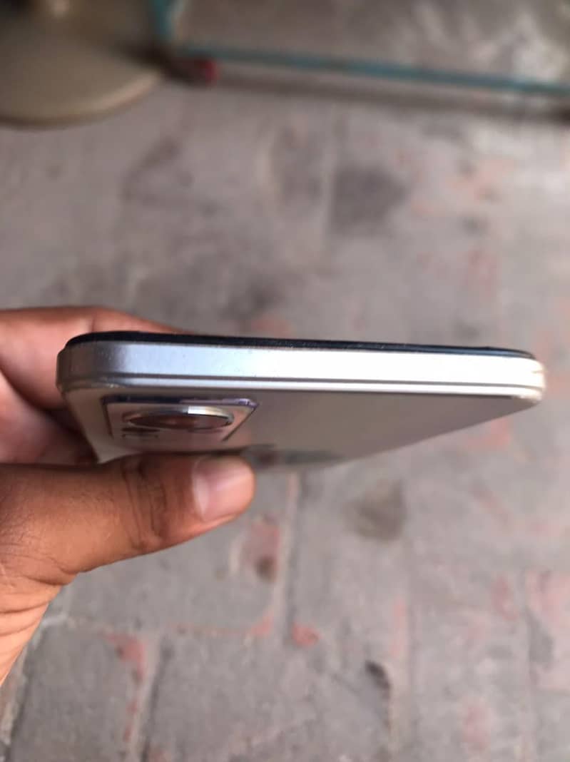 Infinix Note 11 4