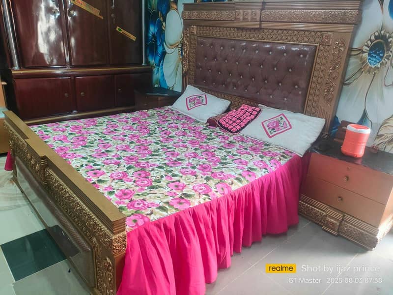 bed set for saale 4