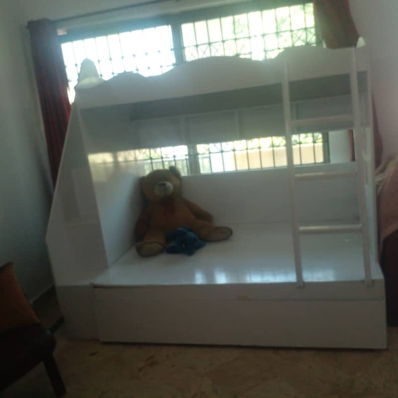 Double bunk bed ( Large size ) 0