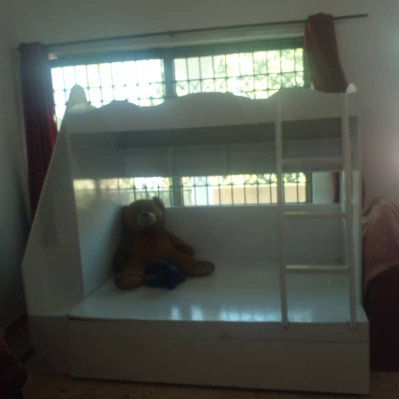 Double bunk bed ( Large size ) 1