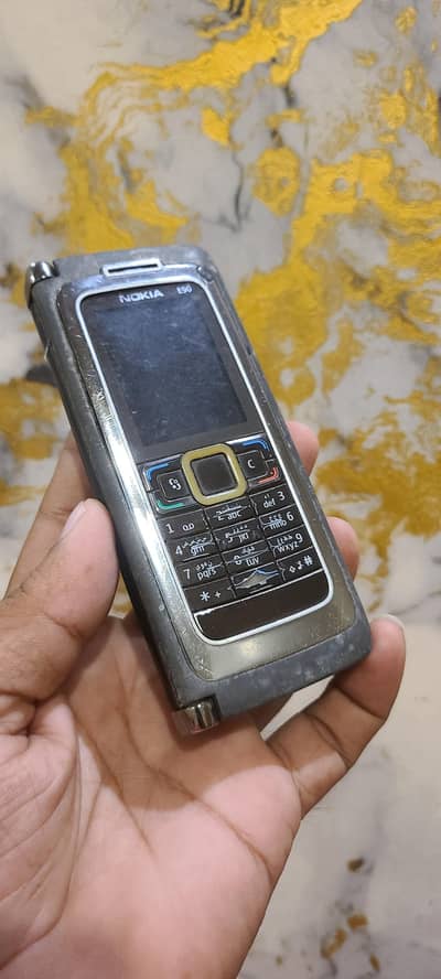 Nokia E90