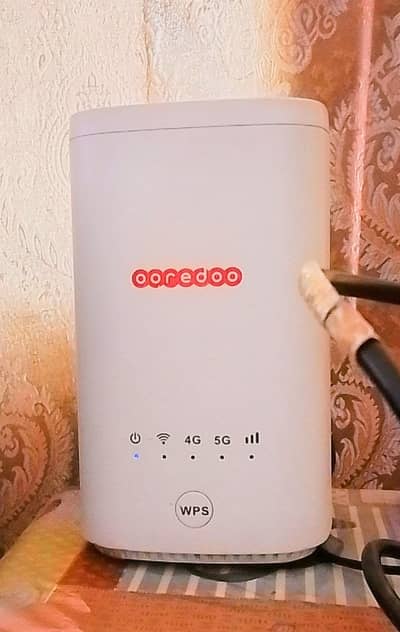 ZLT X21 Like New, 5g Supported, High Speed Sim Router, Works with all
