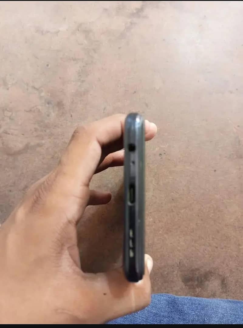 Tecno Camon 18P 6