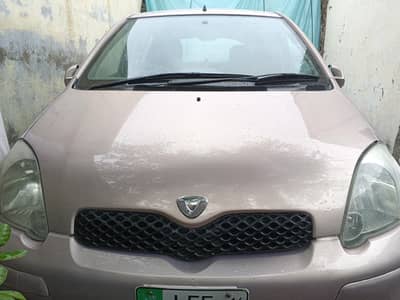 Toyota Vitz 2001
