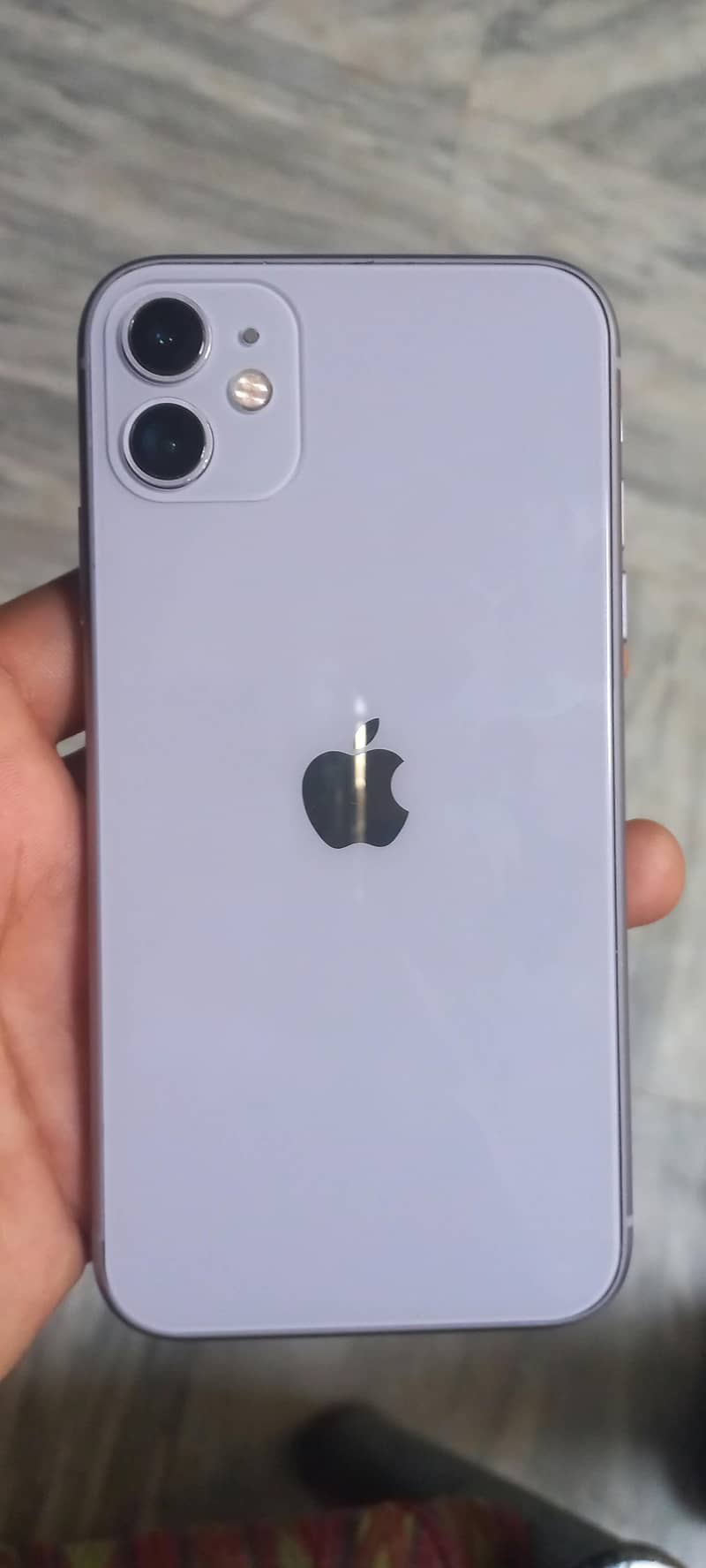 Apple iPhone 11 0