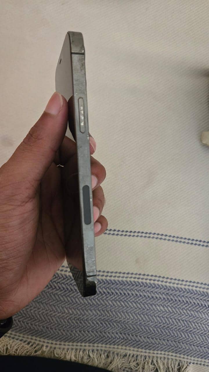 Apple iPhone 12 Pro 2