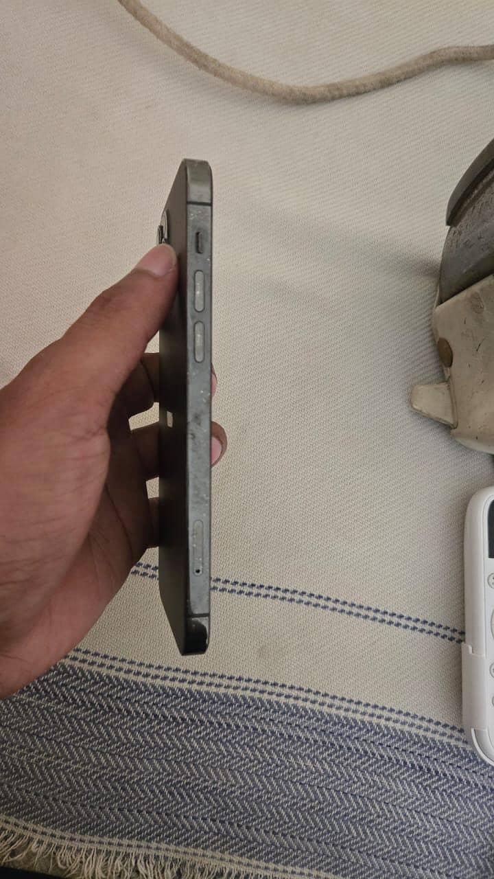 Apple iPhone 12 Pro 4