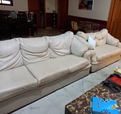 White leather used  sofa set