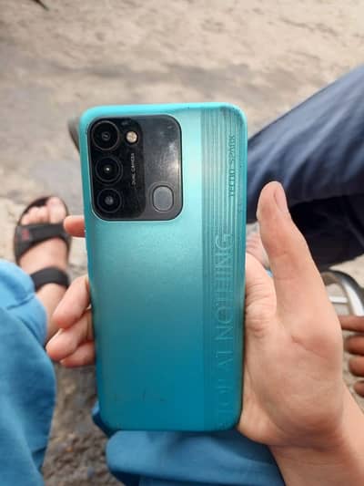 Tecno Spark 8C
