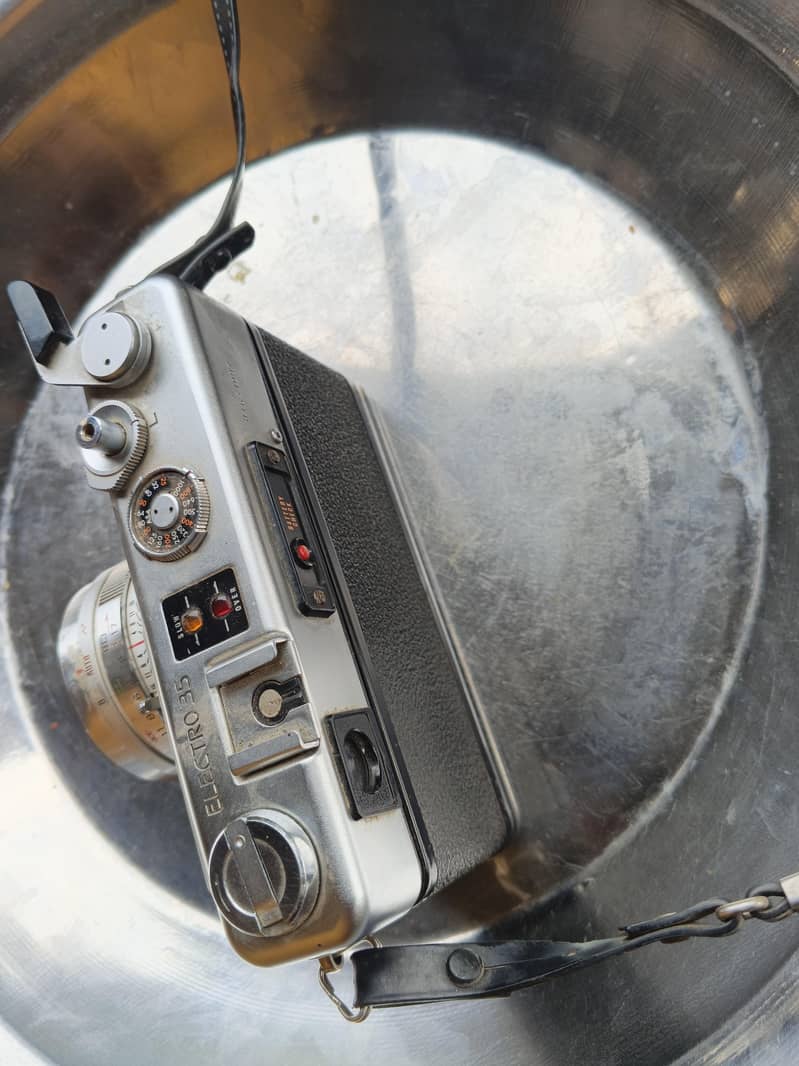 camera 1