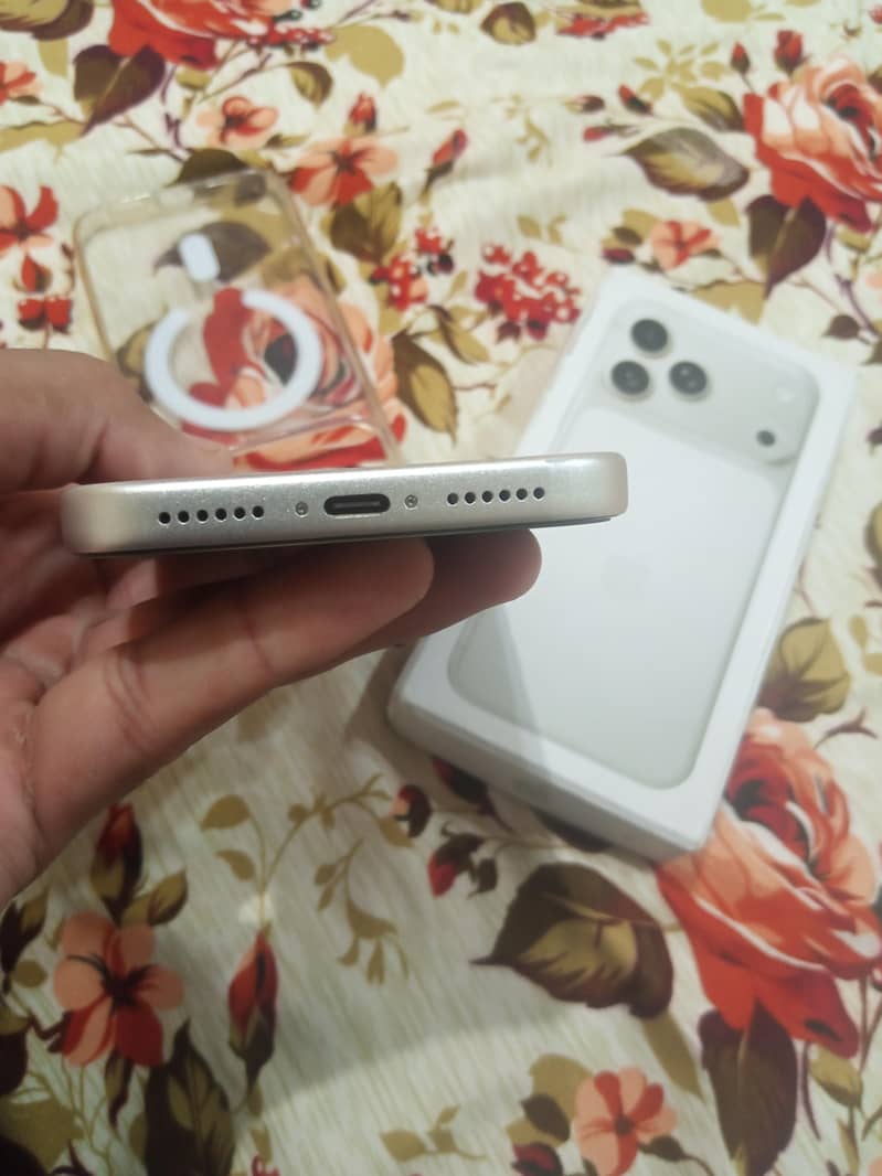 Apple iPhone 17 Pro Max 03280101813 wastaap 2