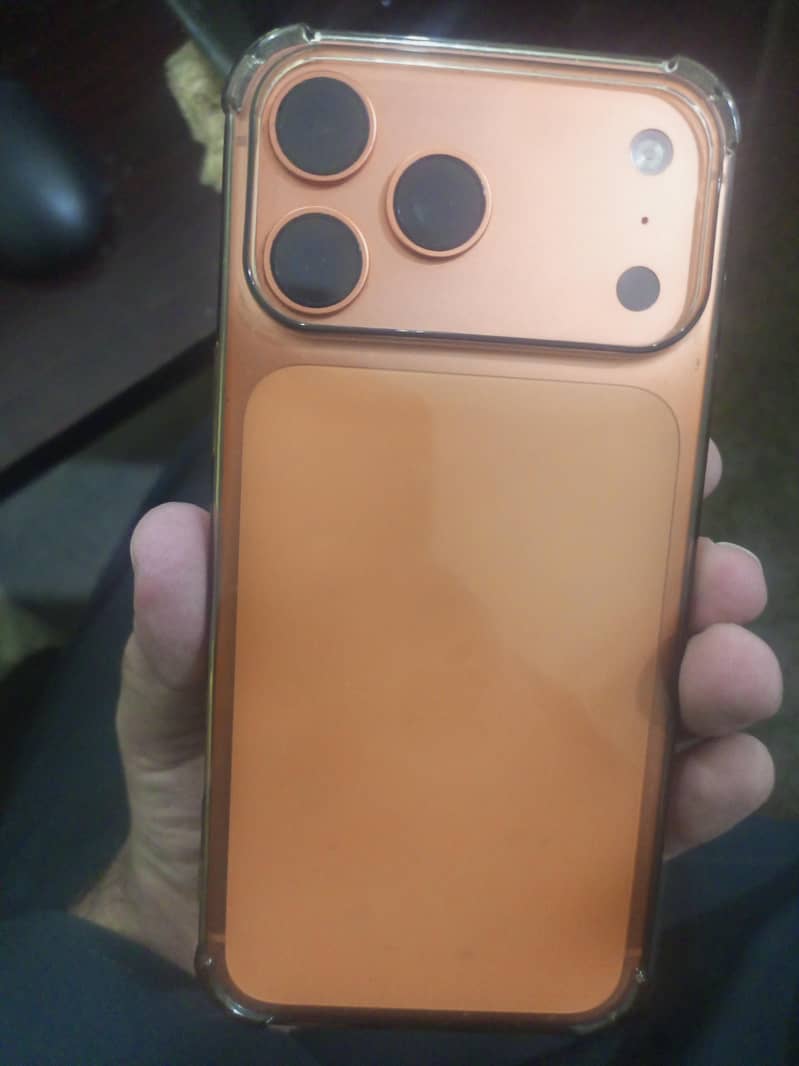 Apple iPhone 17 Pro Max 0