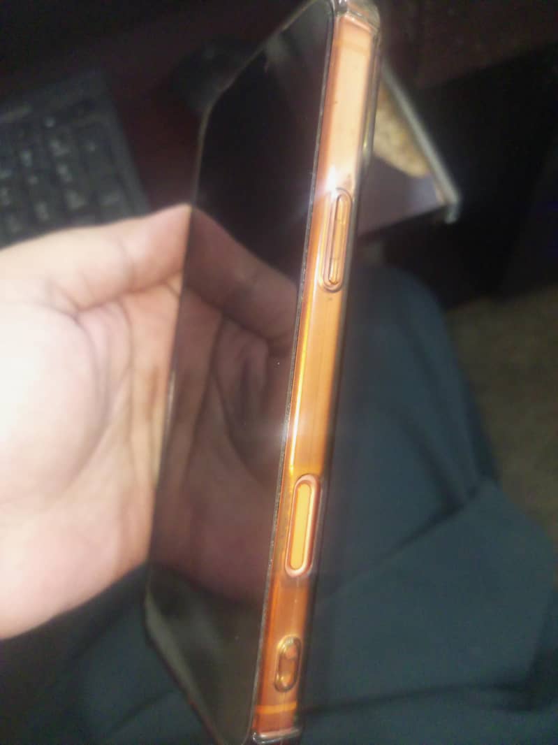 Apple iPhone 17 Pro Max 1