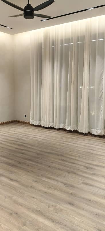 Dha Phase 8 House For Sale